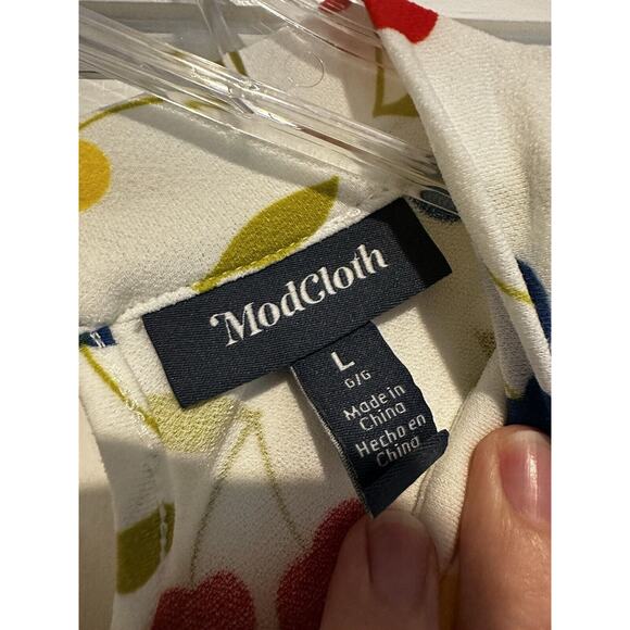 ModCloth Cherry 🍒 Print Retro Swing Dress Size Large White Colorful Belted - Picture 4 of 15